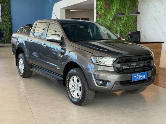 FORD RANGER 3.2 XLT 4X4 CD 20V DIESEL 4P AUTOMÁTICO FORD RANGER 3.2 XLT 4X4 CD 20V DIESEL 4P AUTOMÁTICO